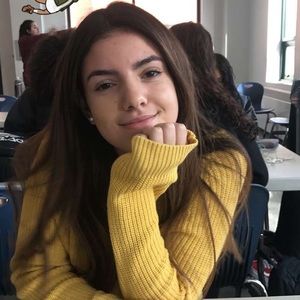 Meet your Posher, Julia